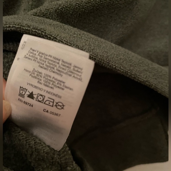 Columbia Boy's Full Zip Hoodie Fleece Jacket -
Cypress Heather /Shark. S(8). EUC - Picture 5 of 5